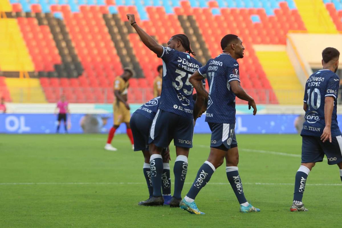 Belleza en el Puerto, Castellón en silla de ruedas y por qué no jugó Welcome; paliza de Motagua sin público