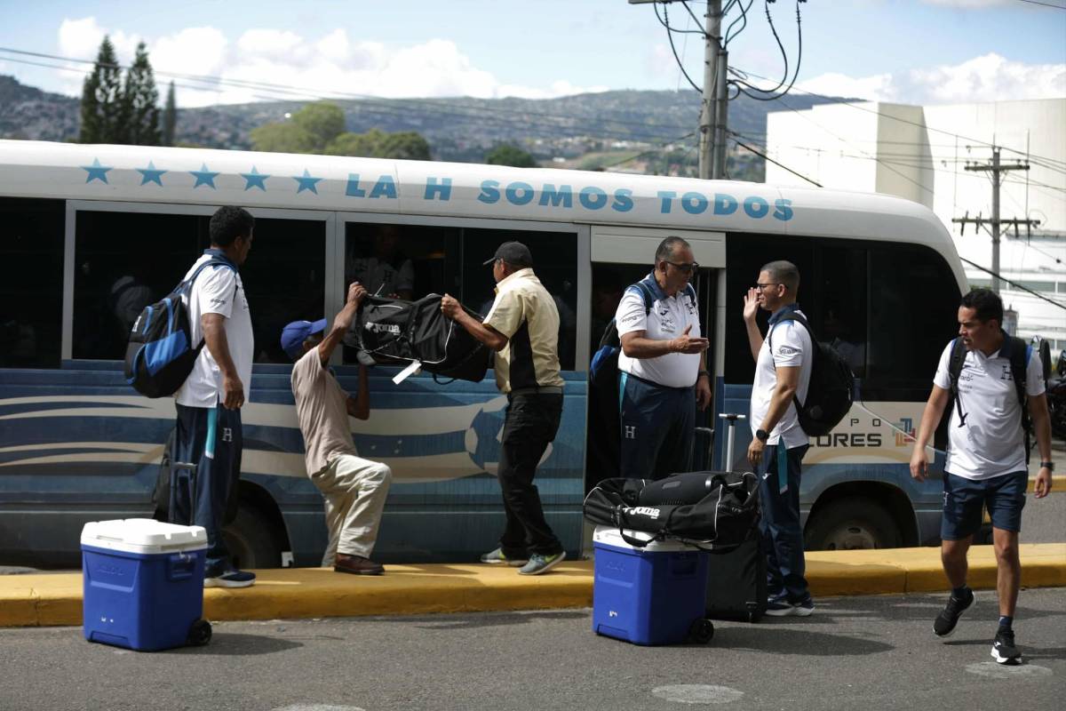 ¿Qué pasó con Rueda, Palma y Kervin? Cabizbajos llegan seleccionados, cuerpo técnico y directivos de Honduras