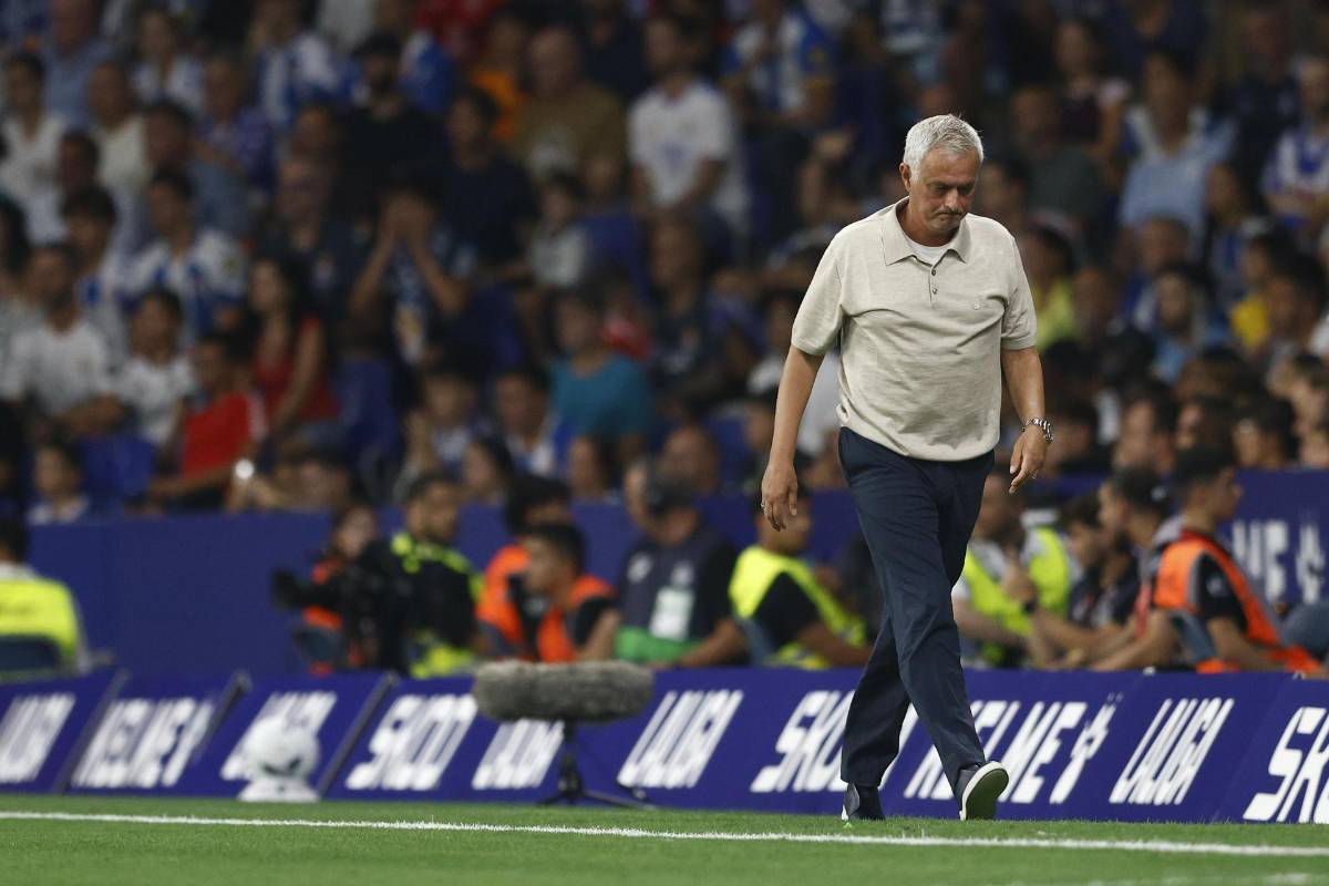La patada a Vinicius, el penal que pidió Real Madrid y así fue la vuelta de Mourinho