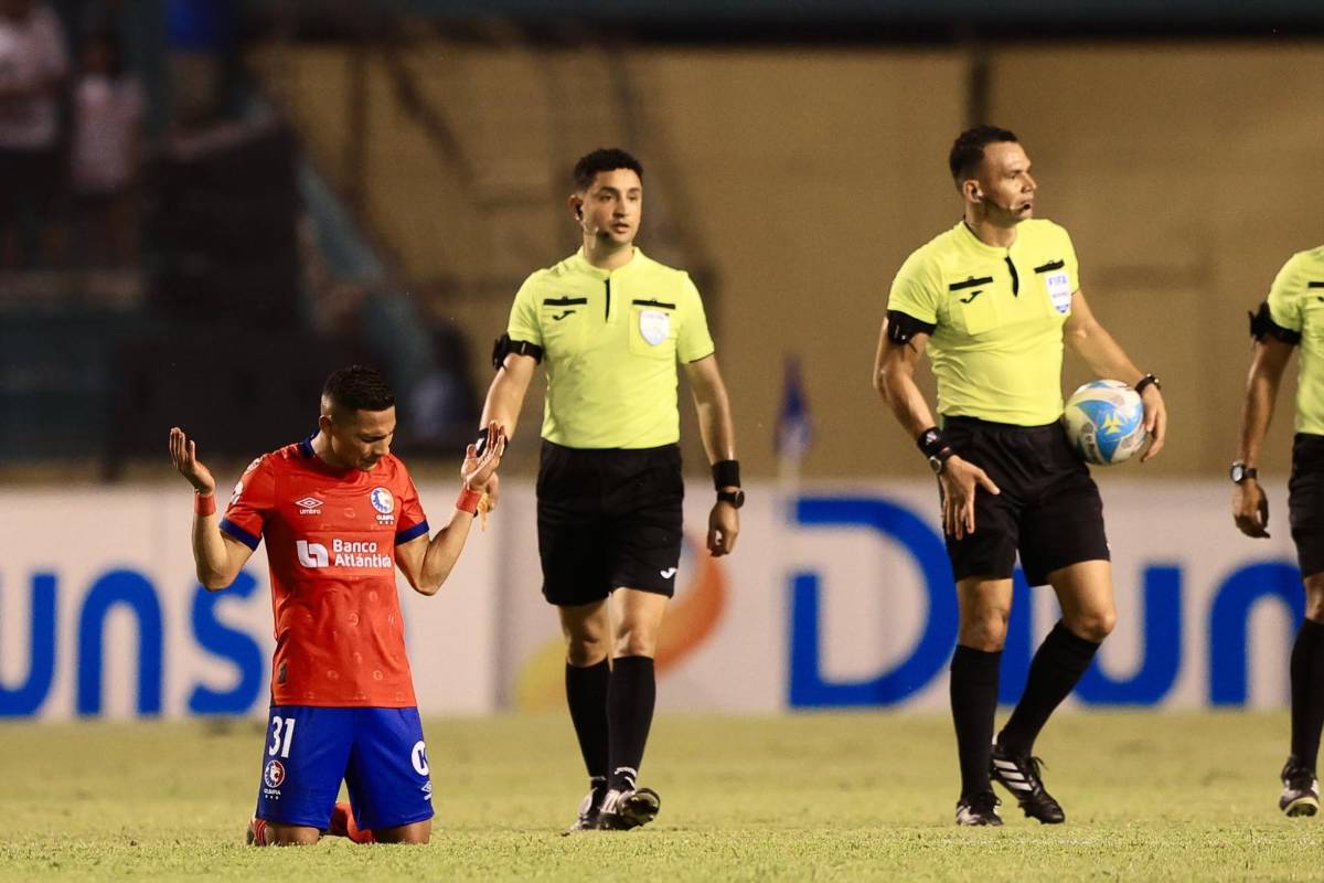La red de la polémica, sangre en la final Marathón vs Olimpia, estilo Bielsa y el besito que conmovió