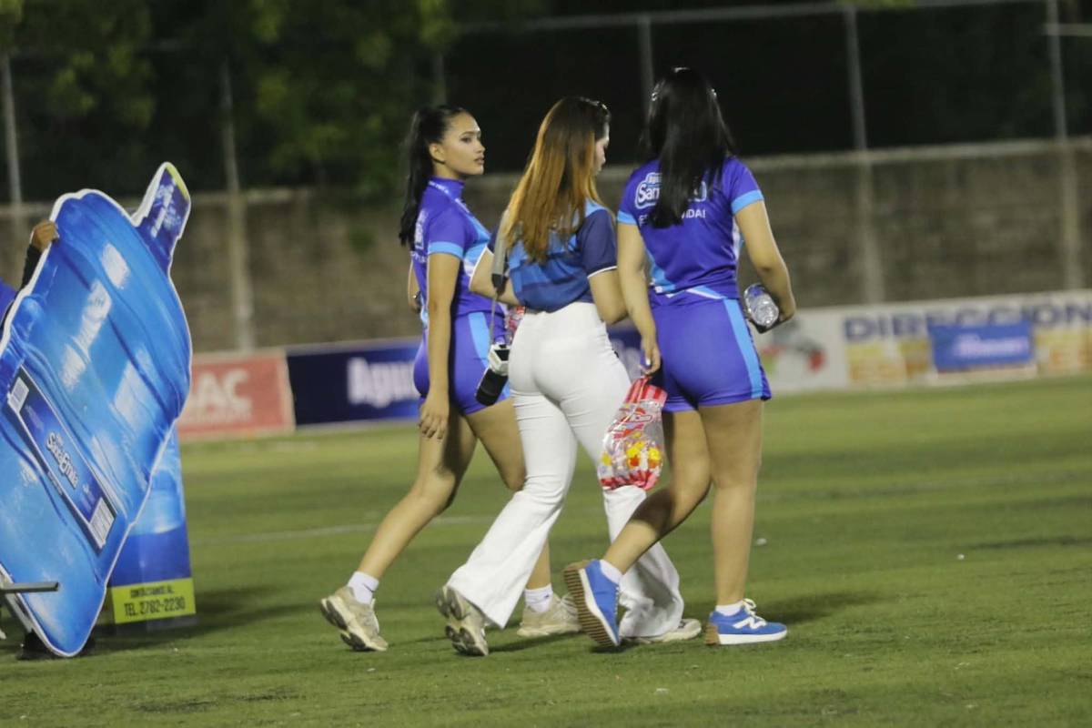 ¿Quién era la muñeca de jean blanco? Doble apagón en Choluteca y sureñas cautivan