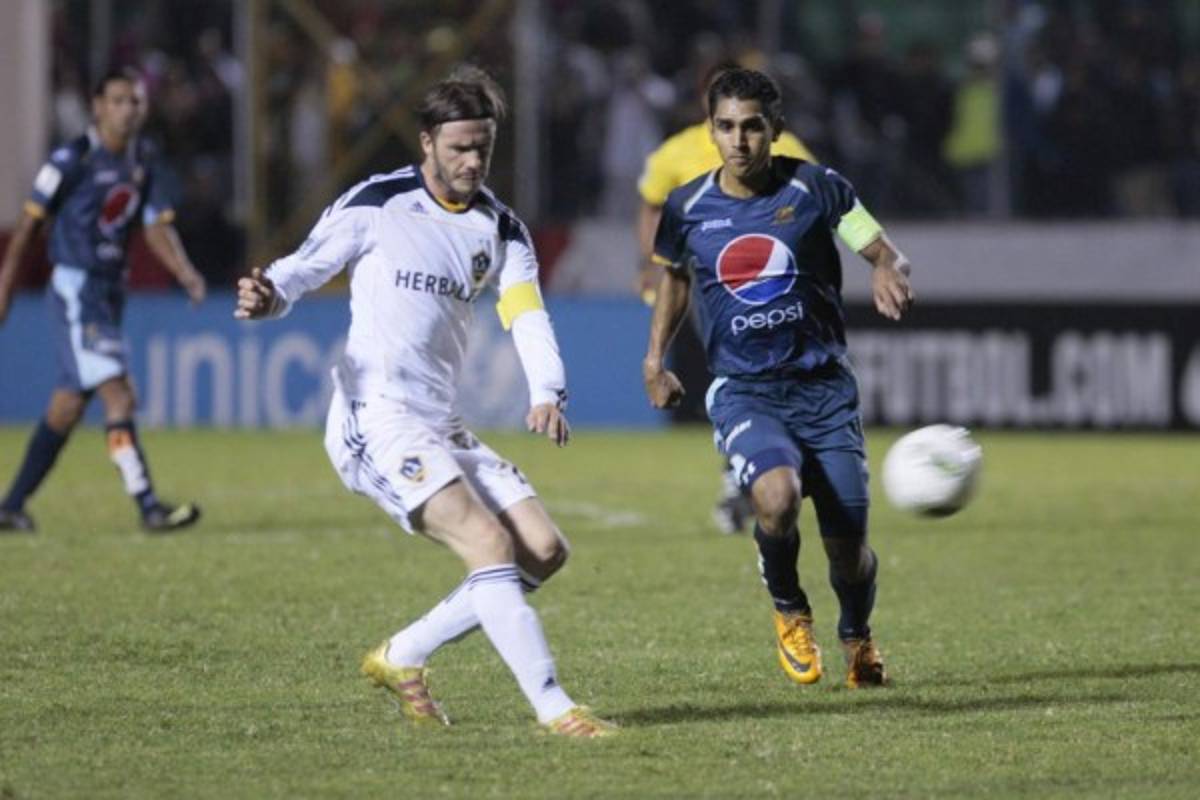 Ronaldinho se une a la lista: Las estrellas del fútbol que han venido a jugar a Honduras