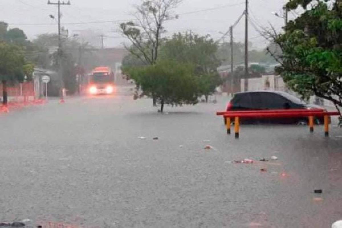 La tormenta Iota golpea a Colombia; Cartagena de Indias, bajo el agua