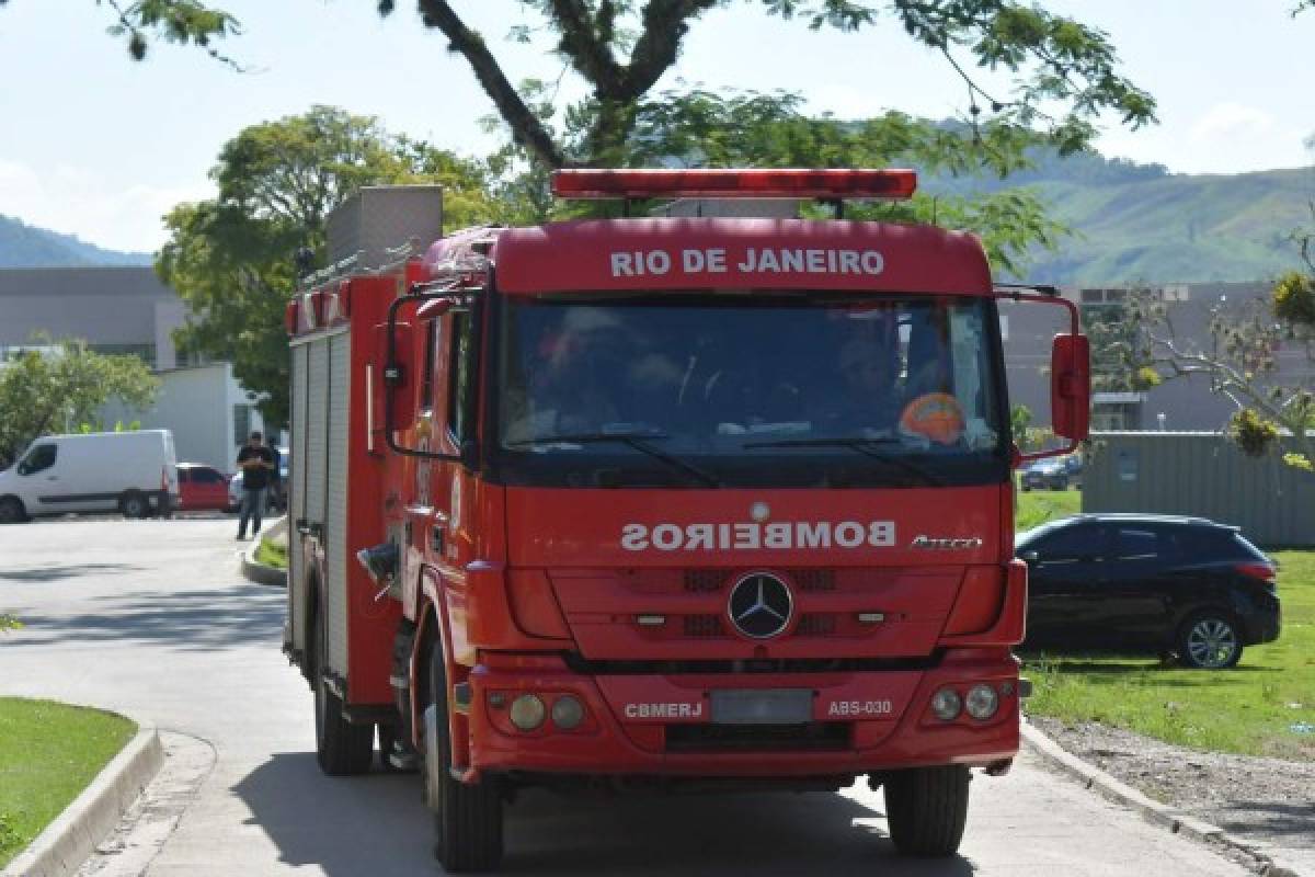 Desgarradoras imágenes: Tristeza y llanto en complejo del Flamengo tras voraz incendio