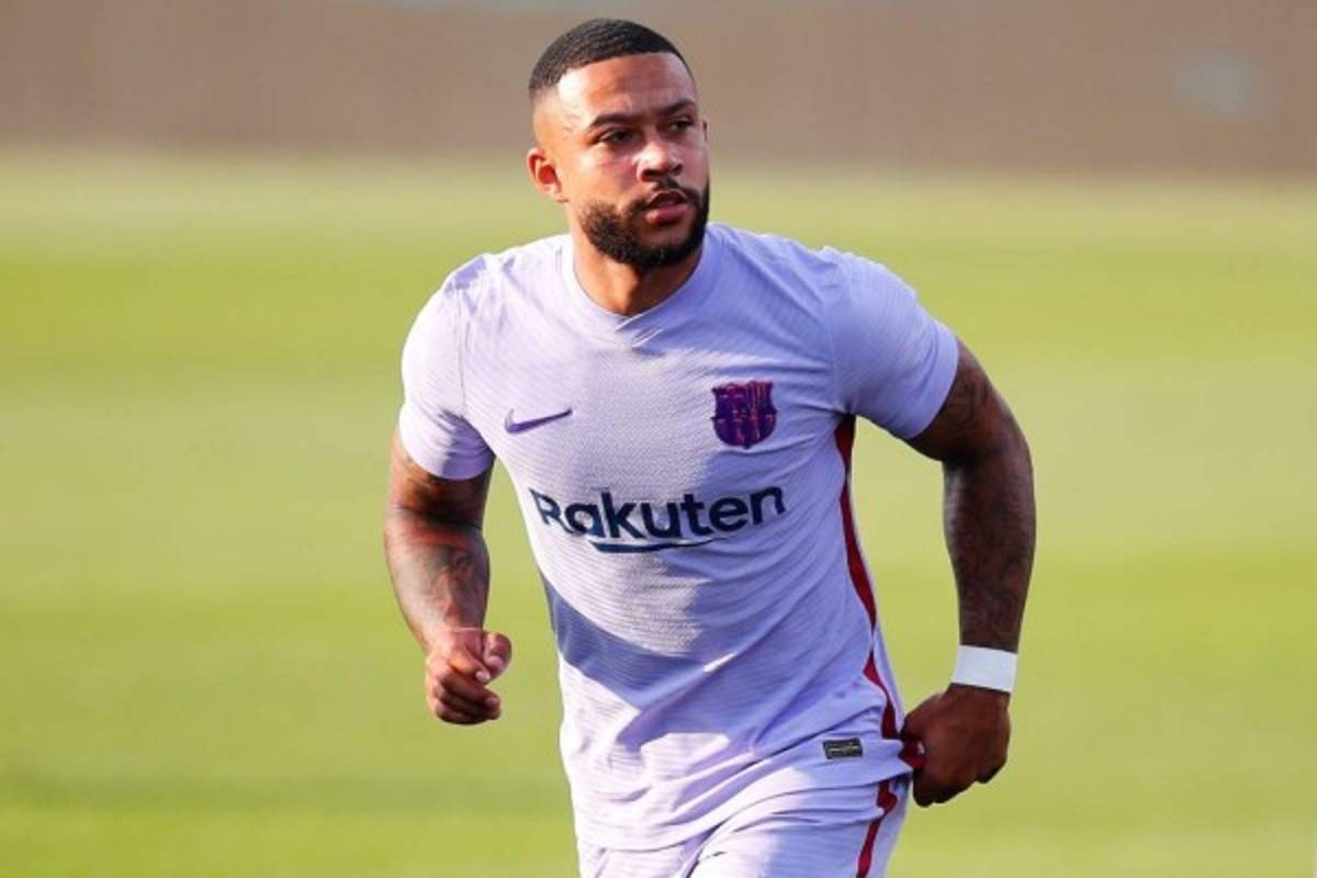 Usó mítico dorsal y festejó su primer gol: el enorme debut de Memphis Depay con el FC Barcelona