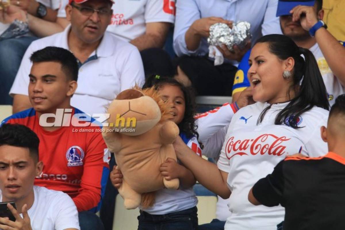 LO QUE NO SE VIO POR TV: ¿Dónde miró el partido Keosseián?; modelo y legionario en primera fila