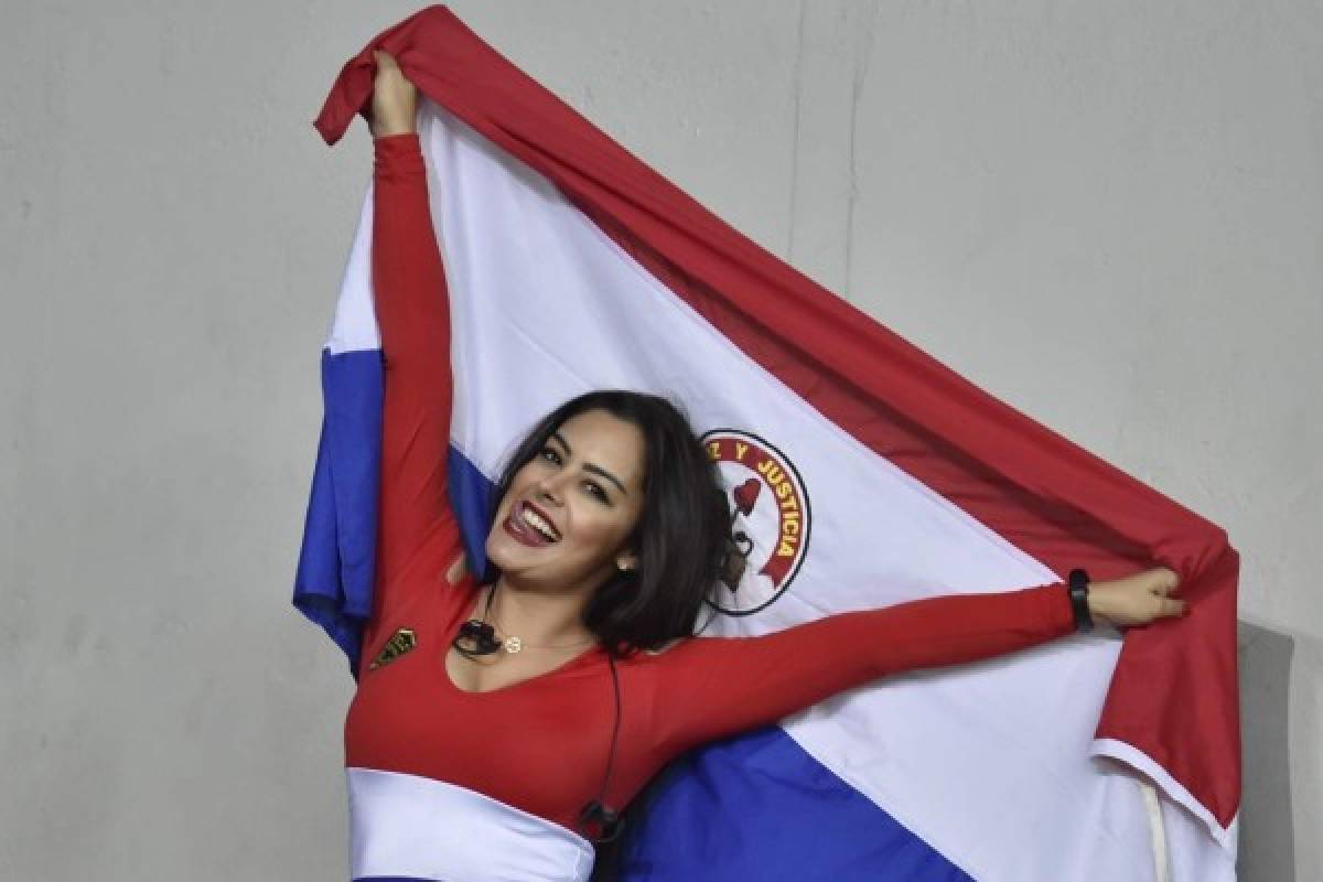 ¡HERMOSA! Larissa Riquelme se roba el show en el Argentina-Paraguay de la Copa América  