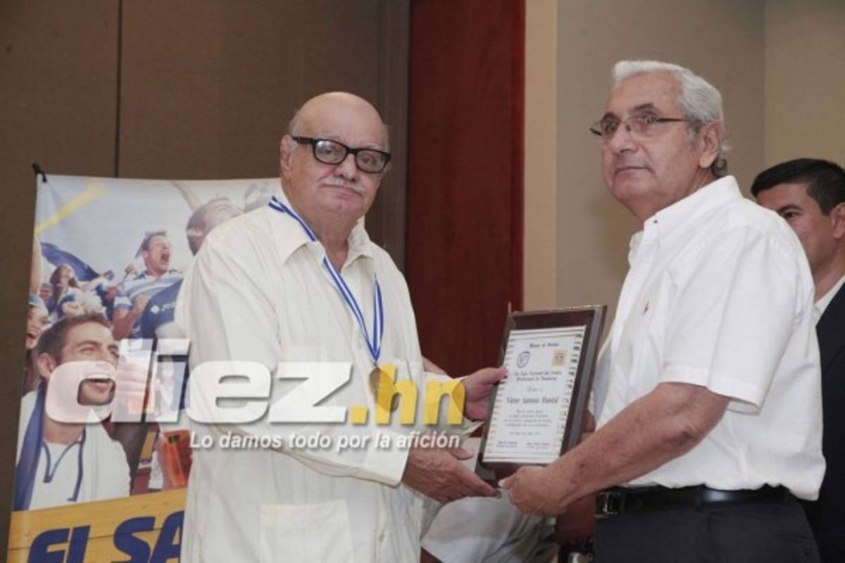 EN FOTOS: Las inolvidables imágenes del periodista Tito Handal