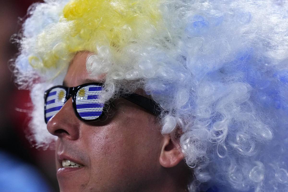 Bielsa y su reacción al ver a Christiansen, los campeones del mundo que vieron el Uruguay-Panamá y Suárez se percató