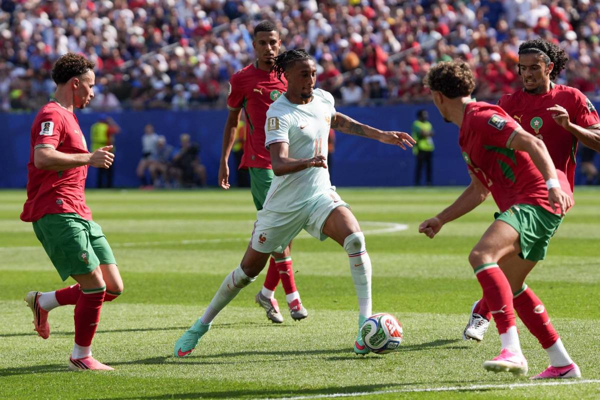 Mbappé enciende las alarmas, la foto que preocupa a Francia y vuelve la polémica