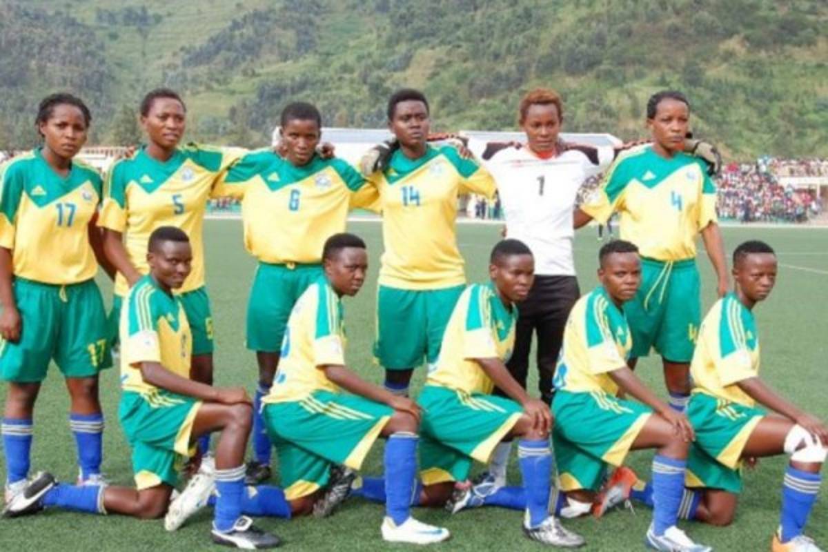 El Platense se mete entre los equipos con las formaciones más raras de la hsitoria