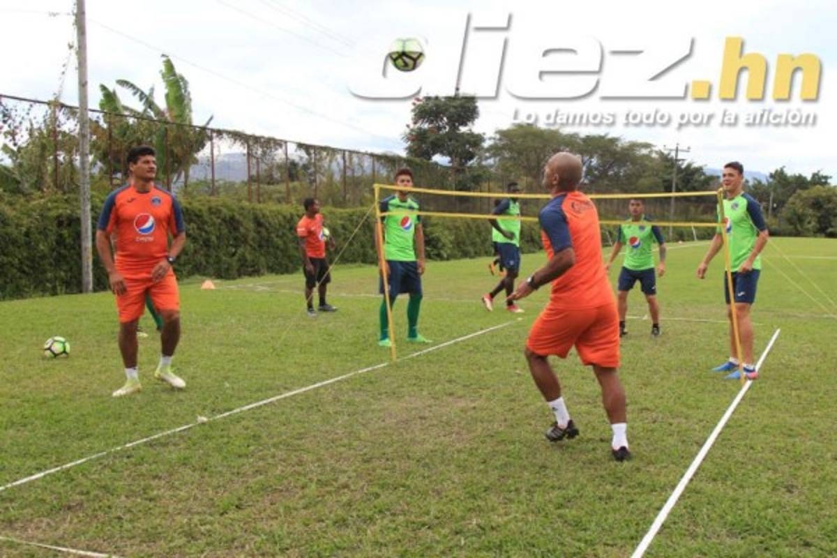 Pasó en Motagua: Charla de motivación y los duelos de los jugadores con sus técnicos