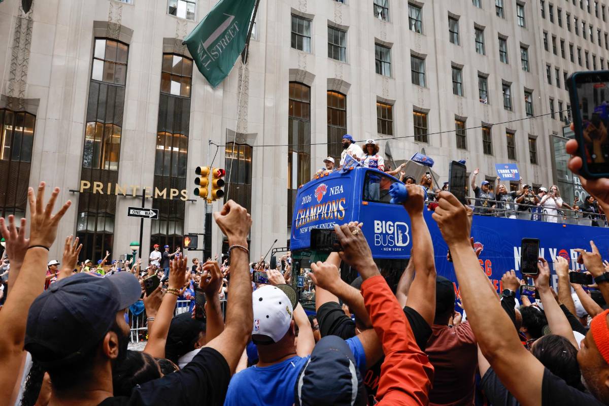 ¡Paralizaron NY! Entre famosos y miles de fanáticos los Knicks festejan el título
