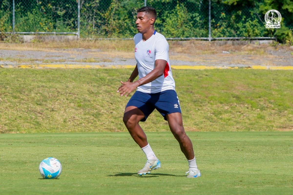 FICHAJES: Motagua y Olimpia se disputan a goleador, el León tiene bajas oficiales y catrachos se convierten en legionarios