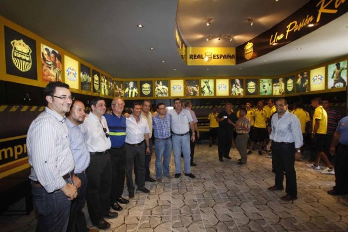 Las mejores fotos de los 87 años de historia del Real España  