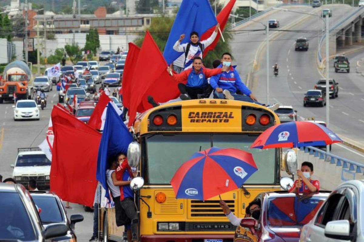 ¡Impresionante caravana! Afición del Olimpia se desborda y celebró a lo grande los 109 años de historia