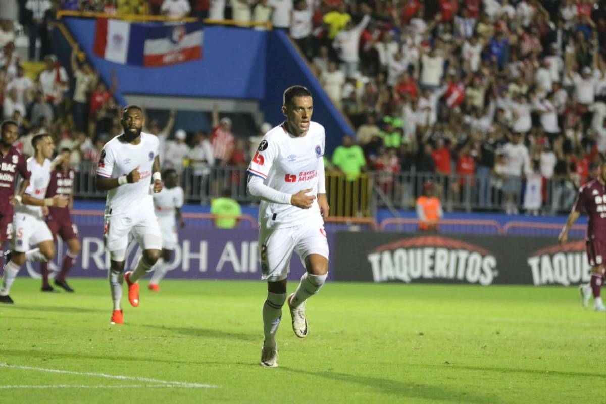 Olimpia celebra en la cara del Saprissa, jugador preocupa y mensaje de la Ultra Fiel