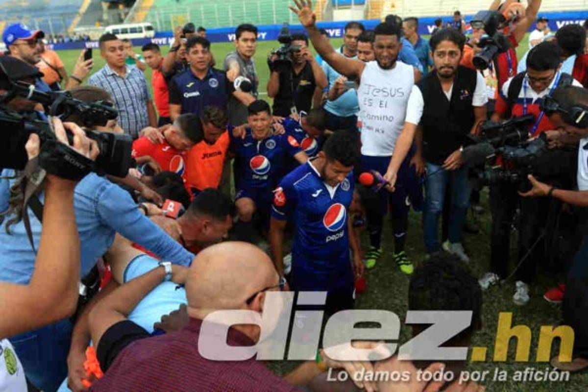 ¡Agarren a ese ciclón! Así festejó Motagua la eliminación del Olimpia