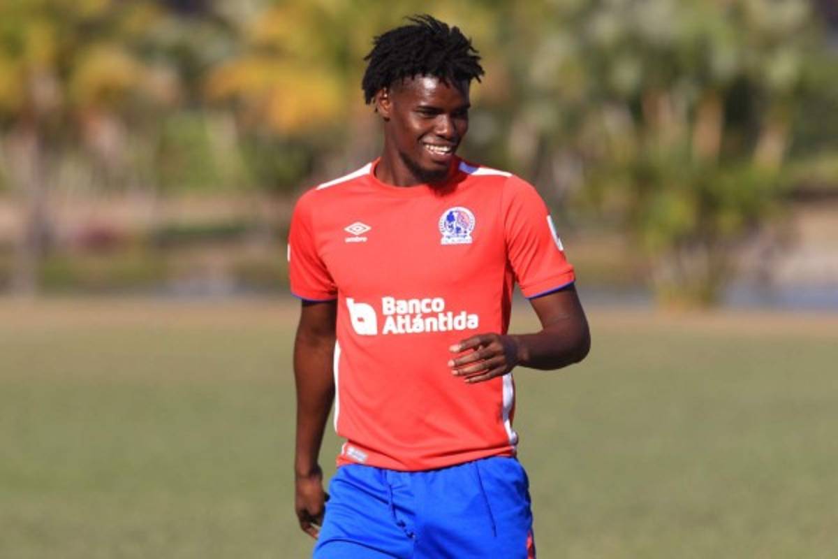 El equipo de lujo que ya tiene Manuel Keosseián con el Olimpia