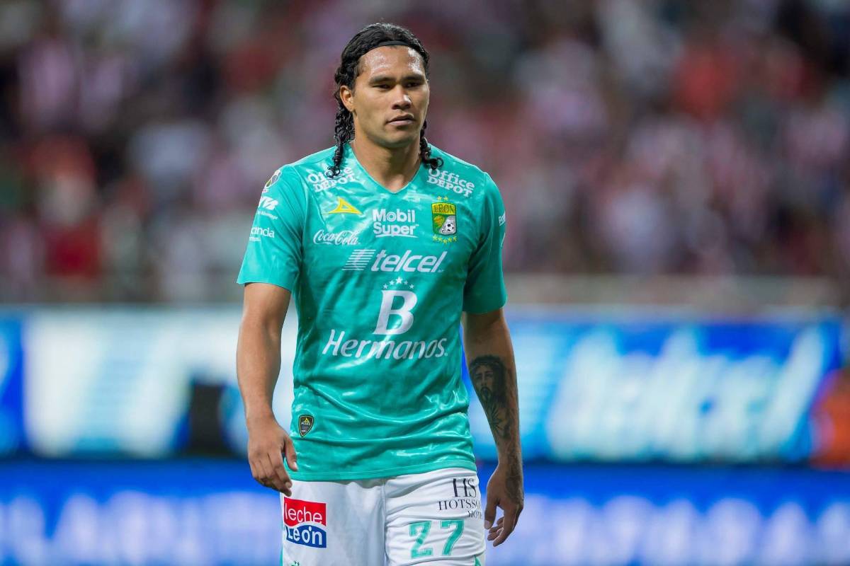 Gullit Peña impacta a todos con su nueva faceta tras dejar el alcohol: ya firmó
