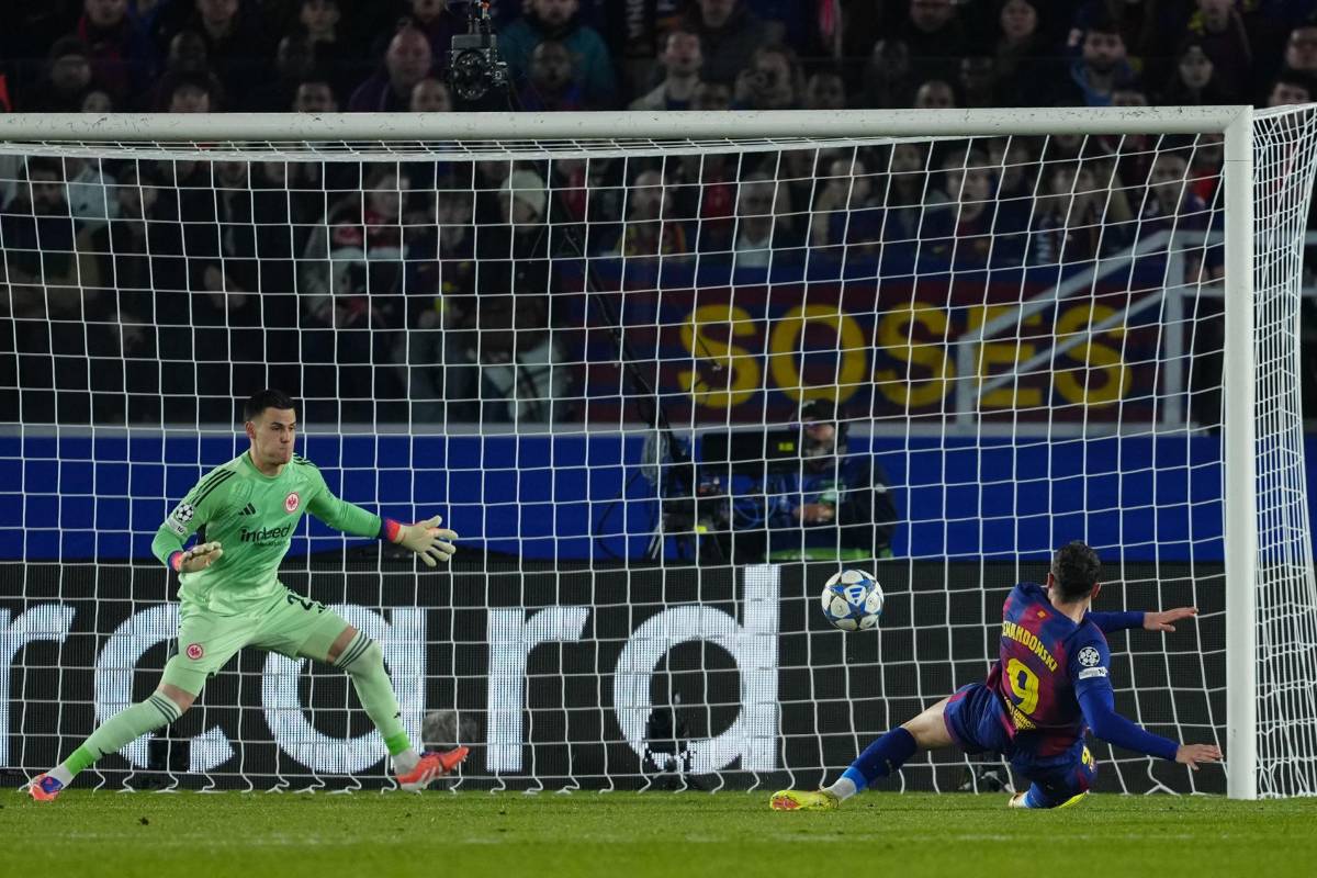 El tremendo enojo de Lamine Yamal con Flick, inesperado héroe de Barcelona y la fiesta de los visitantes en el Camp Nou