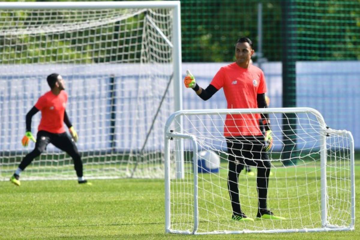 FOTOS: Keylor Navas causa furor en el primer entrenamiento de Costa Rica