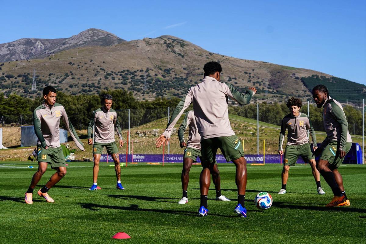 ¡Las sorpresas de Paco Molina! La alineación que sacaría Honduras en el debut del español contra la Selección de Perú