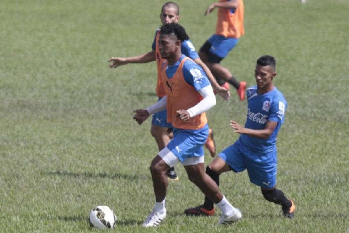 FOTOS: Costly se prepara al máximo para debut con Olimpia