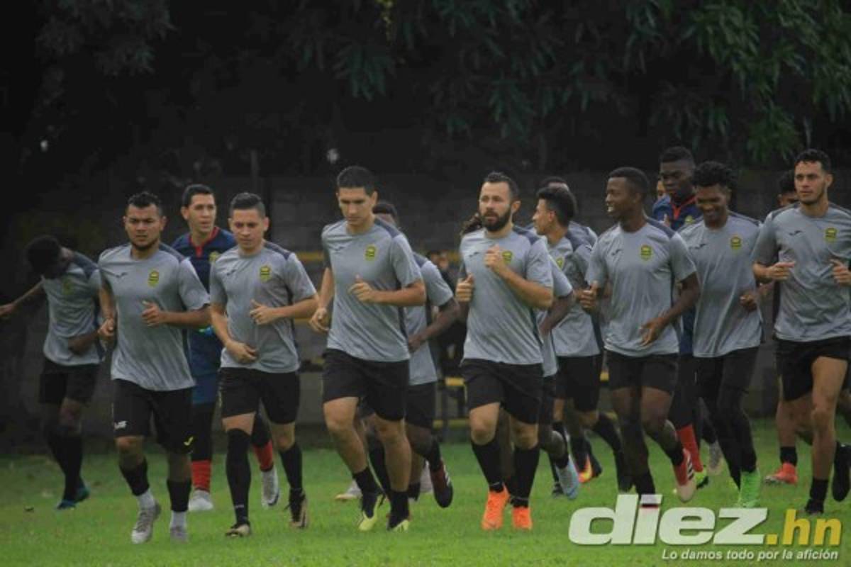 EN FOTOS: Así fue el primer entreno de Carlos Restrepo al mando del Real España