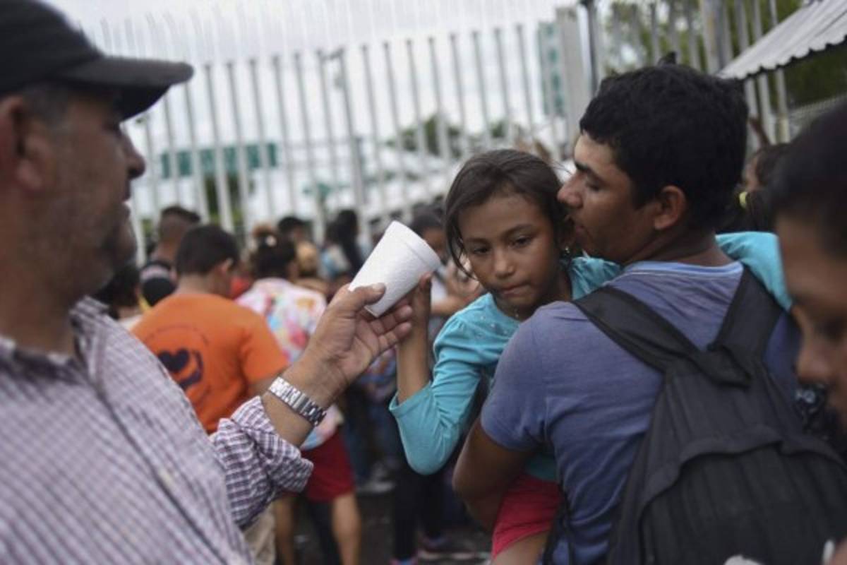 FOTOS: Sufrimiento y cansancio, así va la caravana de migrantes de hondureños