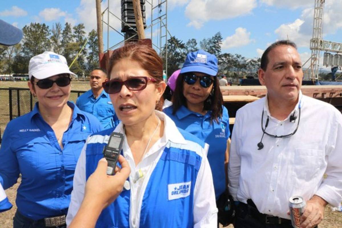 FOTOS: Así era Hilda Hernández, la hermana de JOH que murió en el accidente aéreo