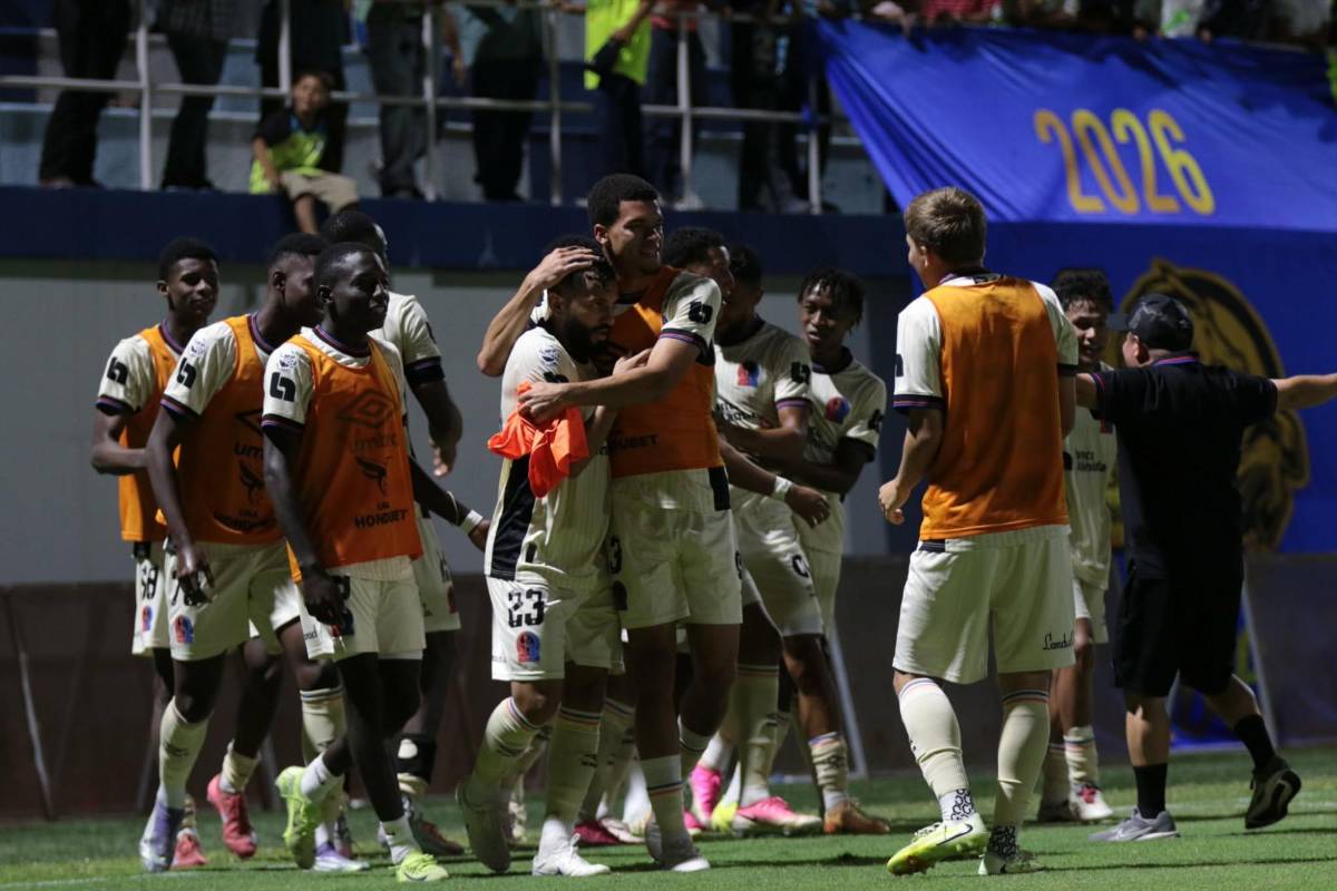 El fichaje de Olimpia, los 2 penales que reclamó el león y Bengtson sorprendió