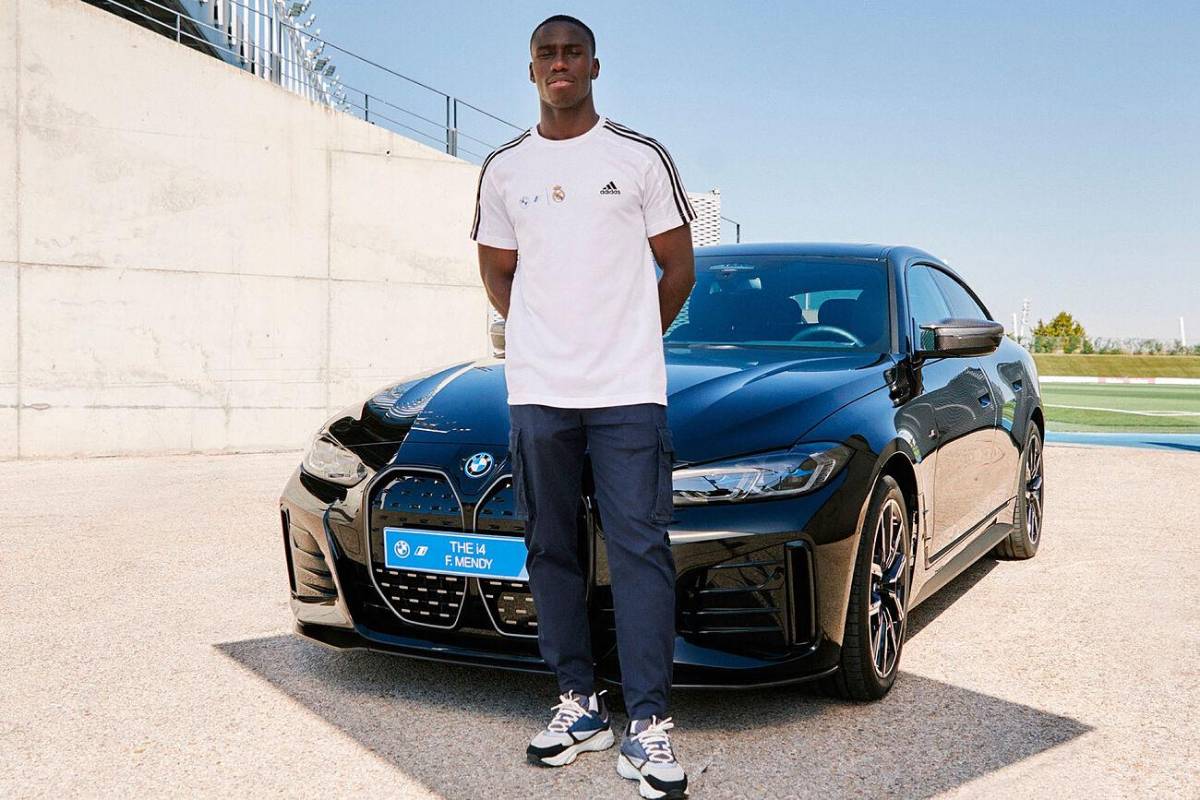 Bellingham eligió el auto más caro: Así son los BMW que escogieron los jugadores del Real Madrid