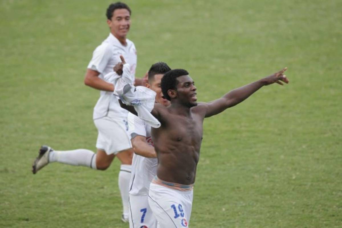 Debut y despedida: Futbolistas del Olimpia y Motagua que debutaron y no aparecieron más