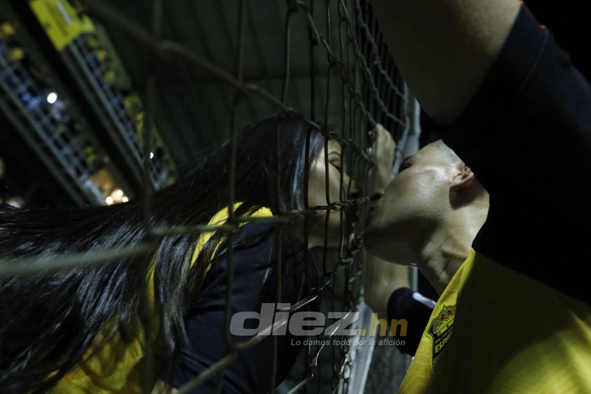 El gesto de Rocca con Campana, los mensajes ‘ocultos’ de Omar Rosas y besos en Real España tras avanzar a la final