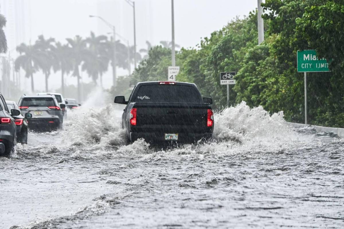 ¡Desastre natural! La Florida ya resiste el impacto del huracán Ian, que se prevé inundará la mayoría de este Estado de EEUU