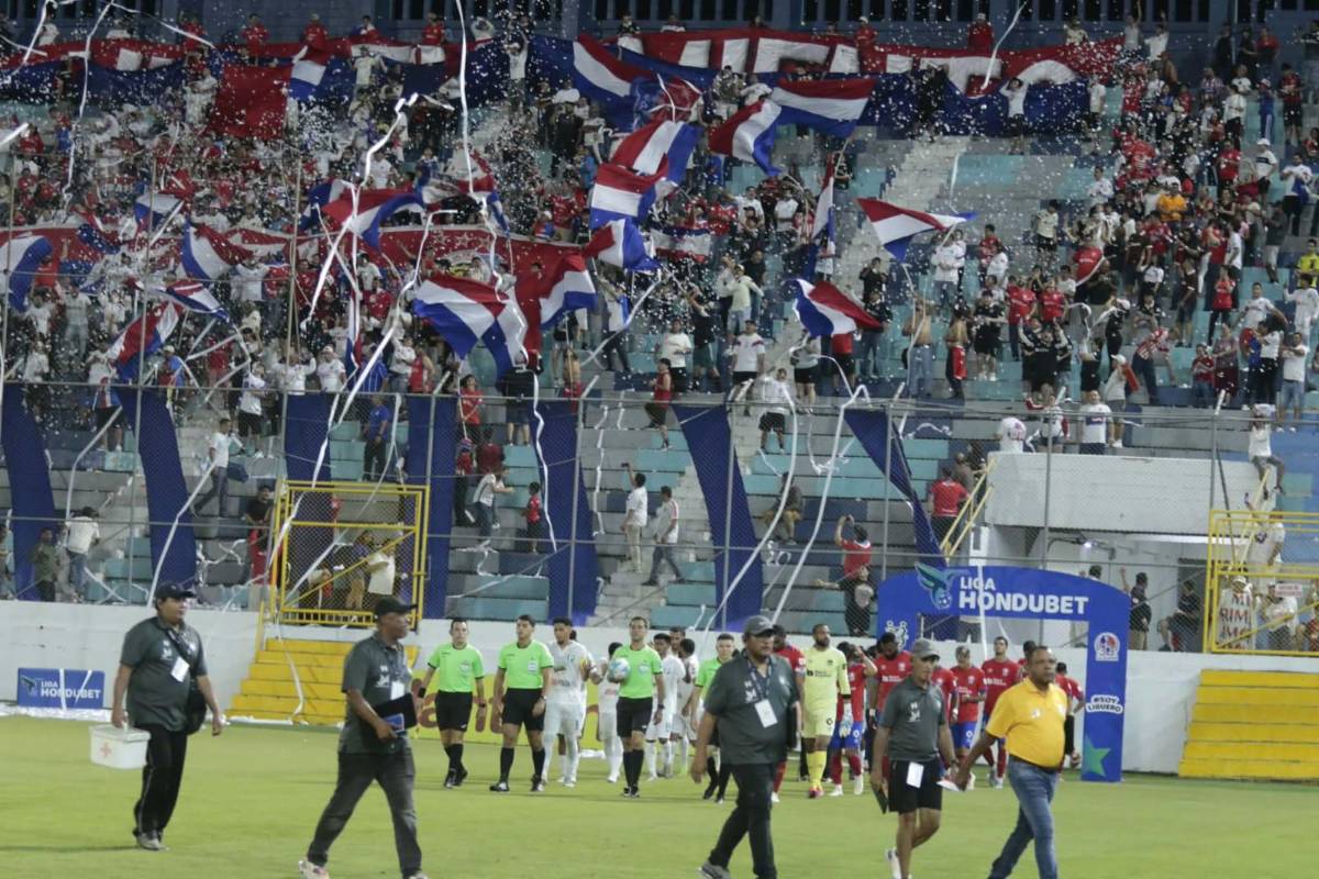 Inmenso trapo sorprendió en el Morazán, alarma en Olimpia, chicas del Platense enamoraron y el inesperado MVP del león