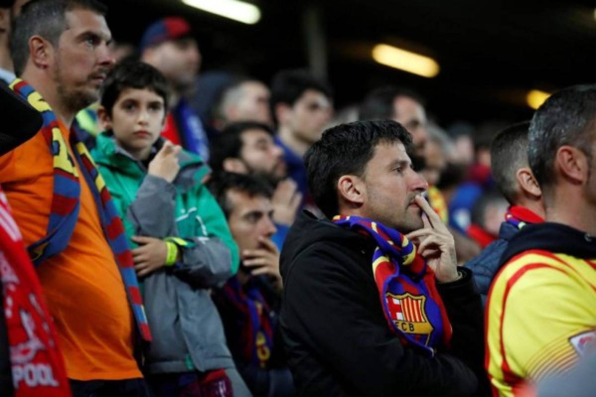 Devastados: Así sufrieron los aficionados del Barcelona el batacazo de Anfield