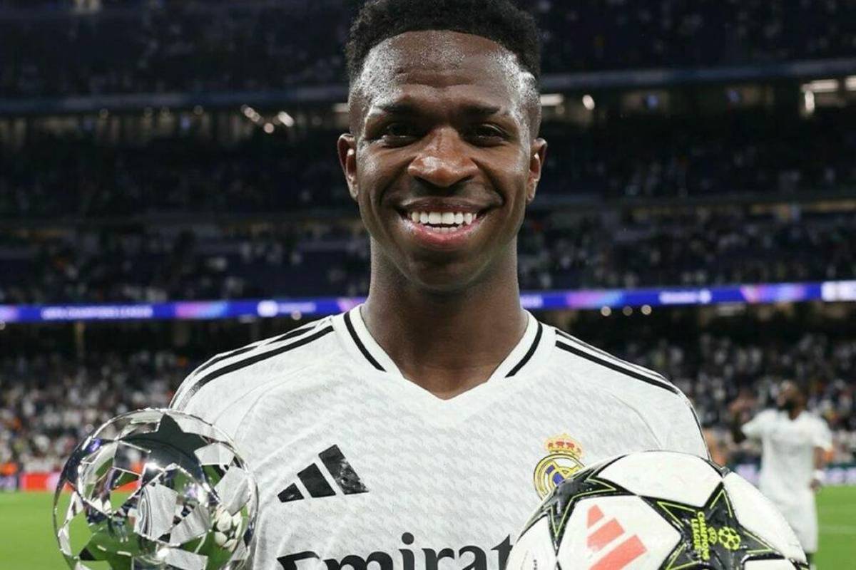 Tres del Barcelona: el ranking de los 10 jugadores que son favoritos a ganar el Balón de Oro 2025 y ser sucesor de Rodri