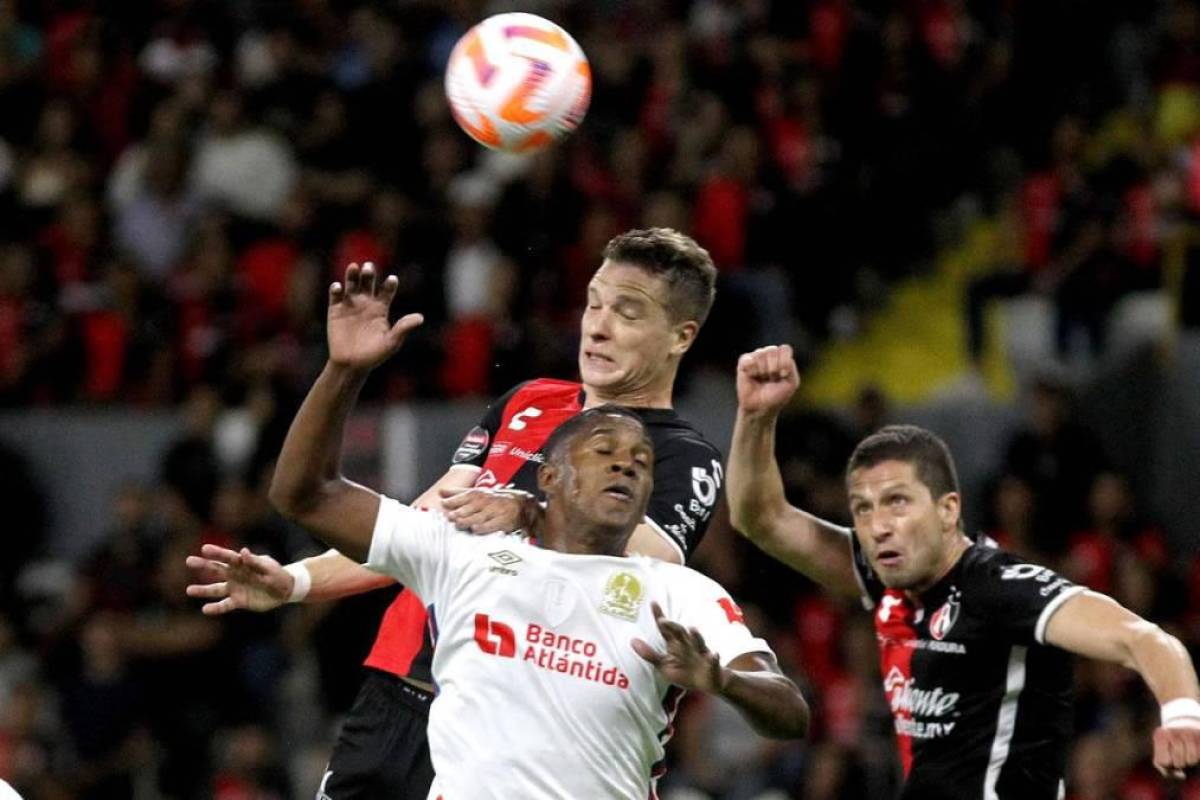 Los gestos de amargura de Troglio, la tristeza de Olimpia y el que festejó a lo Messi en la remontada del Atlas