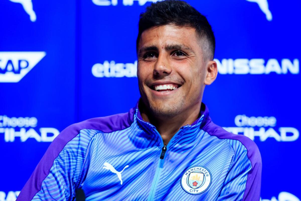 Florentino Pérez eligió el primer fichaje del Real Madrid para la próxima temporada: ¡un Balón de Oro!