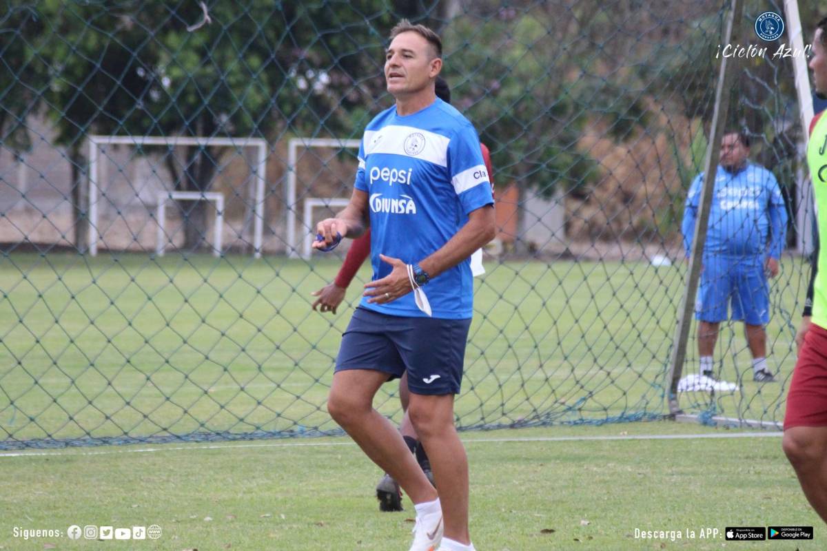 ¡Ya comanda el Nido! Así fue el primer día de Hernán “La Tota” Medina como entrenador del Motagua: dirigió el entrenamiento