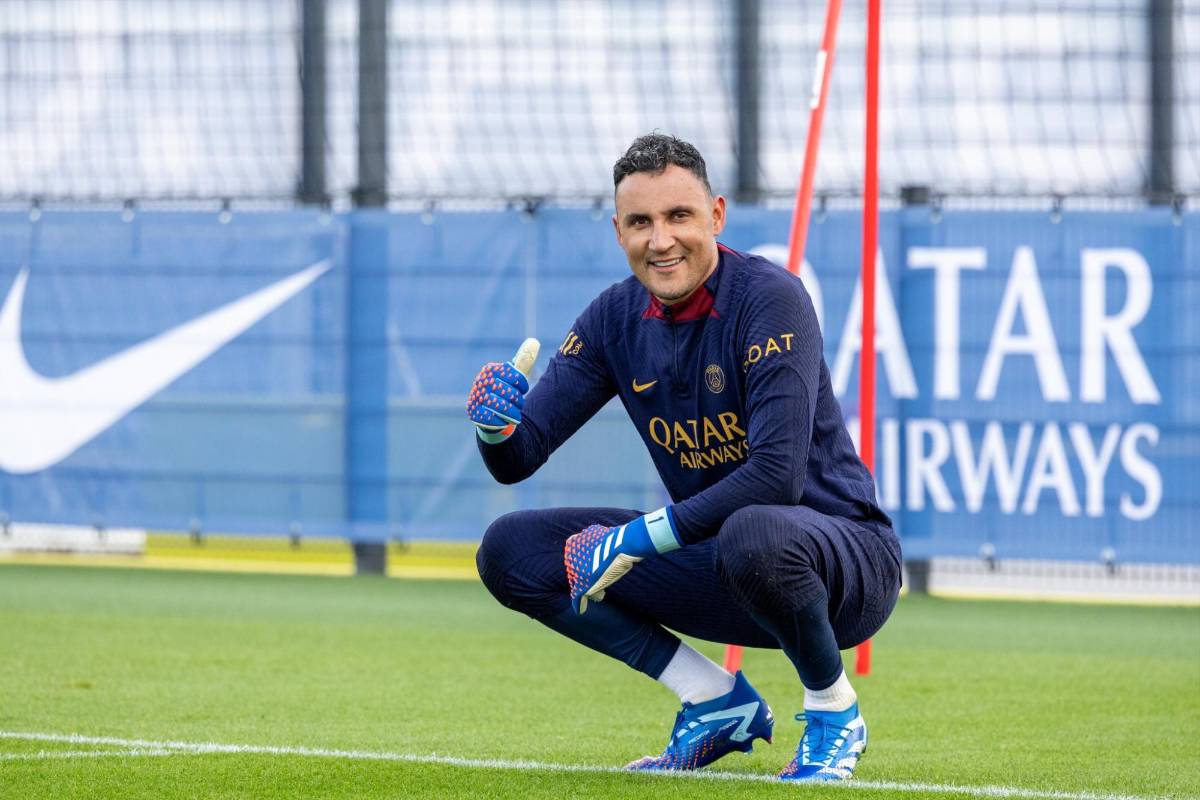 Sorpresota: Keylor Navas apareció entrenando con este club y podrían cerrar su fichaje