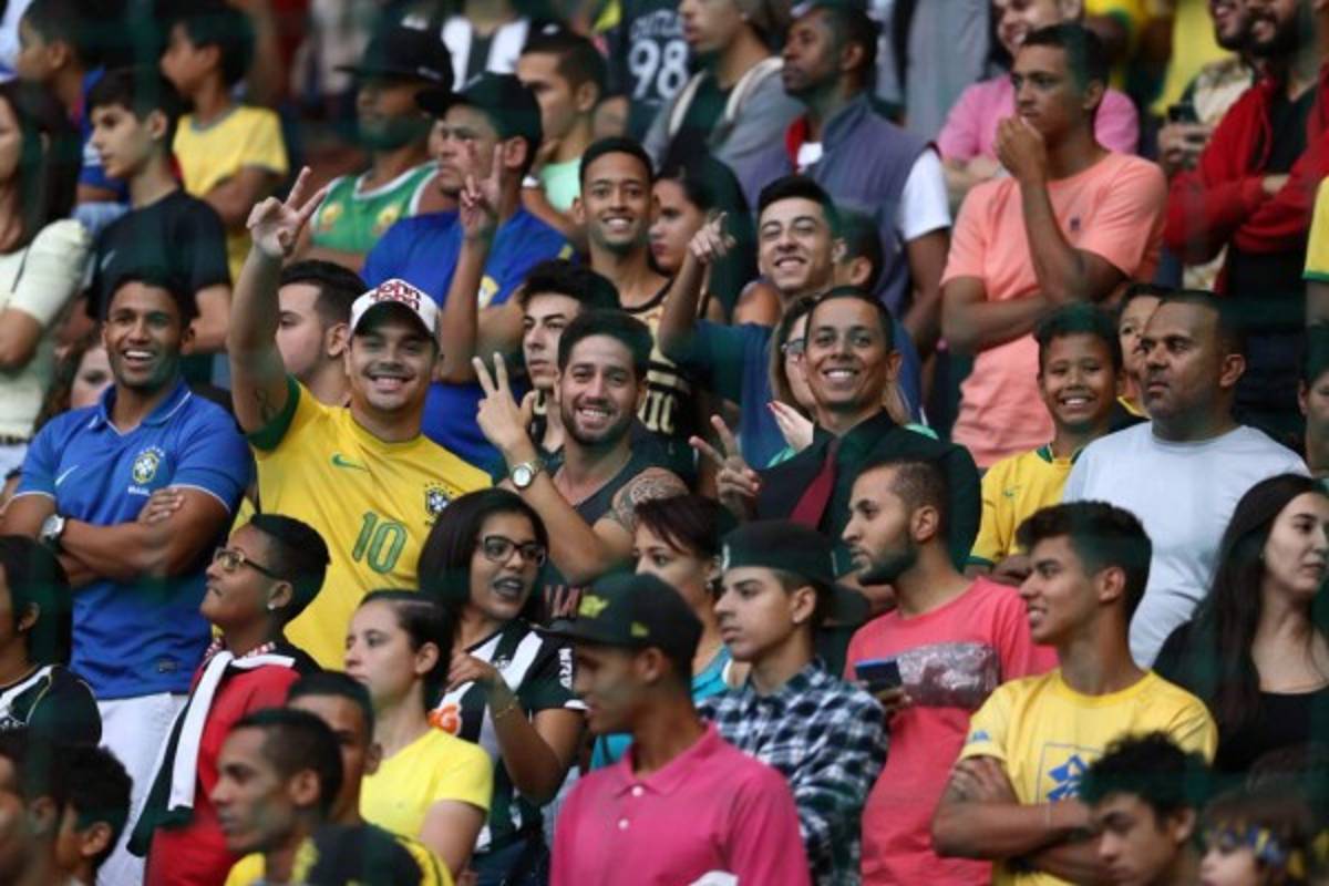 Fotos: Así se la pasan los brasileños y argentinos antes de verse las caras