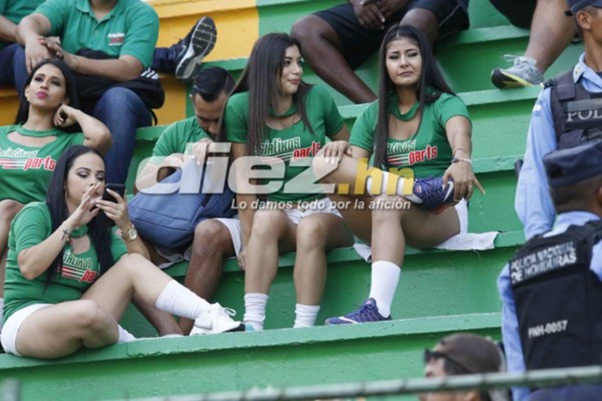 ¡Cuidado con el lente de DIEZ! Así captó a modelos que adornan el Apertura