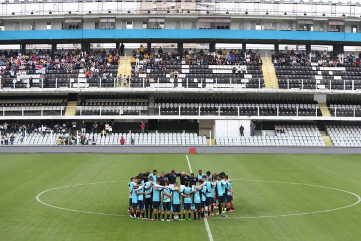 Saborío y Héiner Mora acompañarán a Costa Rica en Brasil