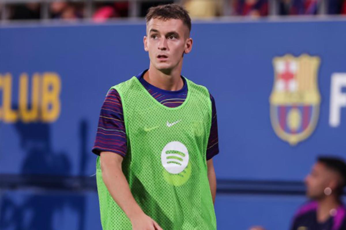 Hansi Flick se lo confirmó a Deco: los cinco jugadores del Barcelona que deben salir en el mercado de verano