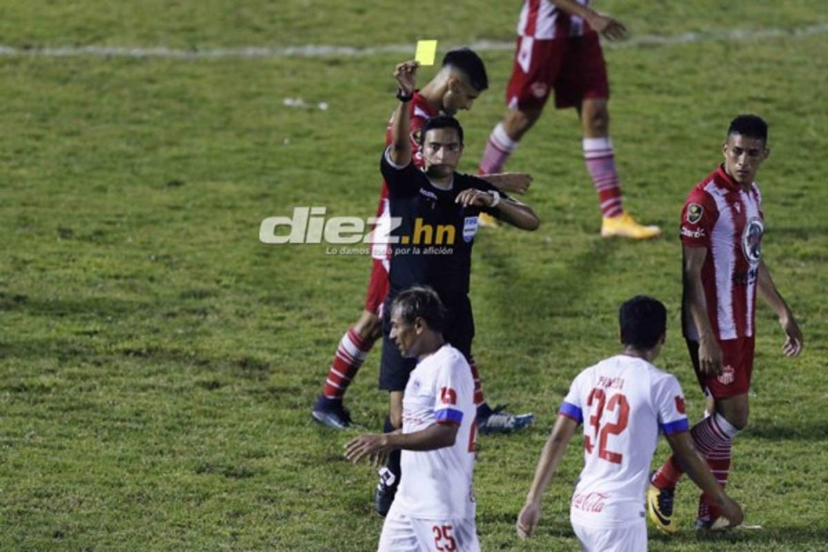 NO SE VIO EN TV: Lo que hizo Emilio tras el partido, el Lobo en el Nacional y las voladas de Edrick