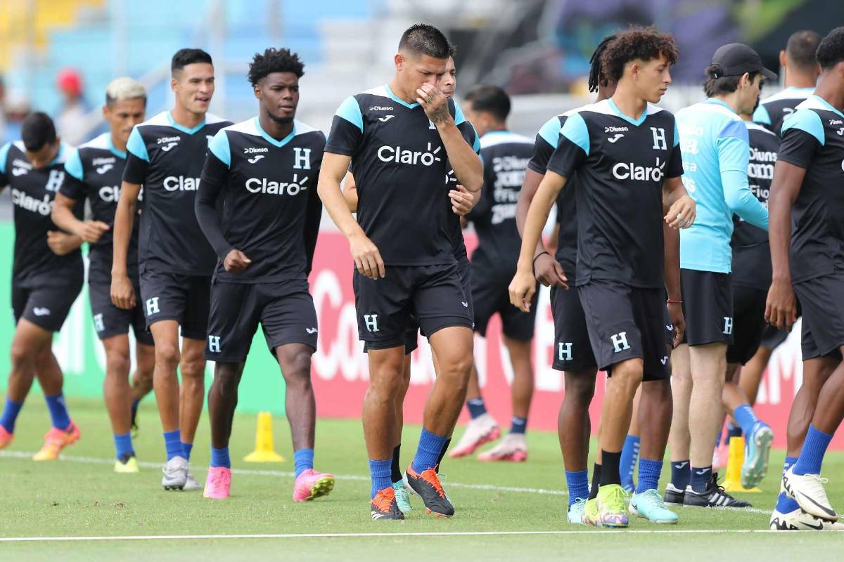 ¿Buba o Menjívar? Rueda pule su listado, el nuevo portero de la Selección; así cerró el morfociclo en el estadio Nacional