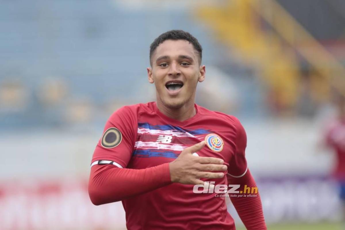 Dorian Rodríguez Núñez celebrando uno de sus goles con Costa Rica. Foto: Edwin Romero.
